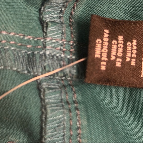 White House Black Market Dark Green Skinny Leg Pants - Picture 15 of 15